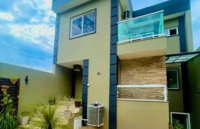 Triplex para venda em macaé, jardim guanabara, 3 dormitórios, 1 suíte, 4 banheiros, 2 vagas