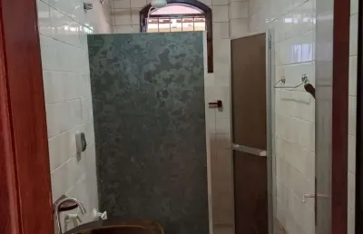 Casa para venda em macaé, visconde de araujo, 2 dormitórios, 2 banheiros, 1 vaga