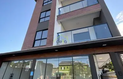 Charmoso apartamento giardino próximo à rua benjamin constant com terraço e ampla sacada com churrasqueira!