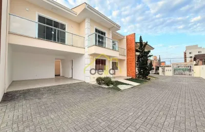 Casa em condomínio fechado com 3 quartos à venda no Costa e Silva, Joinville 