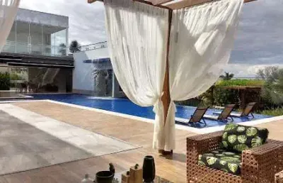 Casa com 6 quartos à venda no bairro cidade jardim - uberlândia/mg