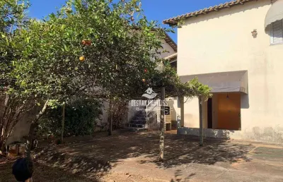 Sobrado com 4 quartos à venda, bairro jardim patrícia - uberlândia/mg