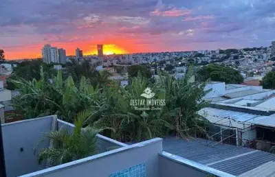 Sobrado com 3 quartos à venda, bairro saraiva - uberlândia/mg