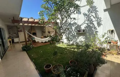 Casa com 3 quartos à venda, 300 m² - novo mundo - uberlândia/mg