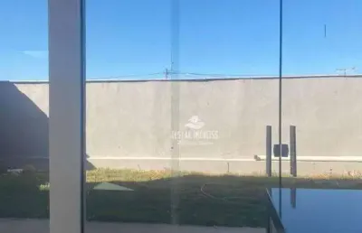 Casa com 4 quartos à venda, bairro jardim holanda - uberlândia/mg