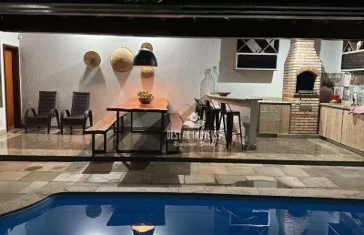Sobrado com 5 quartos à venda, bairro tubalina - uberlândia/mg