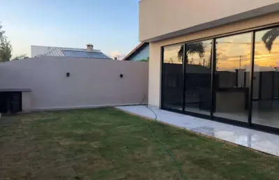 Casa com 3 quartos à venda no condomínio park sul - uberlândia/mg