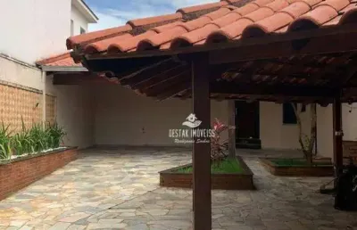 Casa com 3 quartos à venda no bairro martins - uberlândia/mg