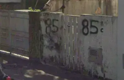 Terreno à venda na Rua Pérsio Queiroz Filho, Encruzilhada, Santos