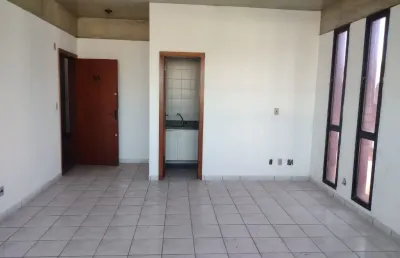 Sala/conjunto para aluguel possui 32 metros quadrados com 1 quarto