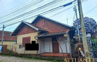 Casa com 3 quartos à venda no Pio X, Caxias do Sul 