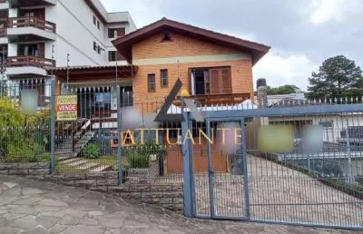 Casa mobiliada e casa de fundos no bairro bela vista