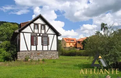 Casa amarela e casas enxaimel  |  chácara em nova petrópolis