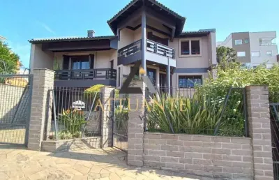 Casa com 3 quartos à venda no Cruzeiro, Caxias do Sul 