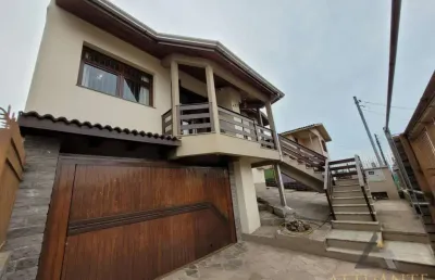 Casa com 3 quartos à venda na Nossa Senhora da Saúde, Caxias do Sul 