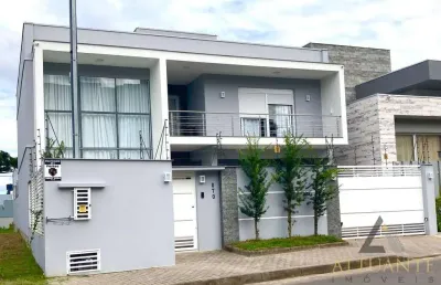 Casa semi mobiliada alto padrão - bairro vila verde
