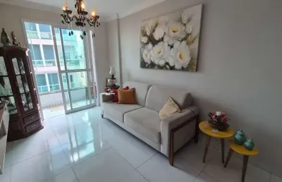 Apartamento á venda em guarapari es na praia do morro localizado na avenida praiana á 150 metros do mar mobiliado prédio novo
