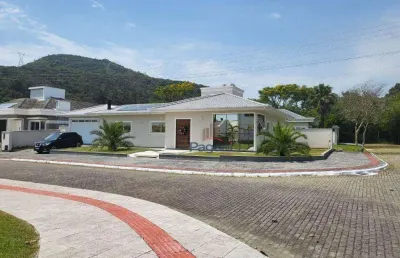 Casa com 3 dormitórios à venda, 198 m² por r$ 1.700.000,00 - praia de fora - palhoça/sc
