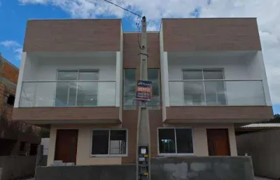 Sobrado com 2 dormitórios à venda, 95 m² por r$ 473.000,00 - caminho novo - palhoça/sc