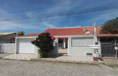 Casa em condomínio fechado com 4 quartos à venda na avenida das flores, 80, campo redondo, são pedro da aldeia, 195 m2 por r$ 630.000