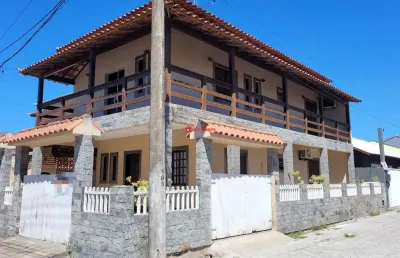 Casa de 4 quartos à vendano condomínio cisne branco em são pedro da aldeia rj