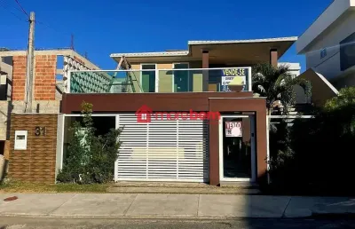 Casa em condomínio fechado com 4 quartos à venda na rua mário theophilo guerra, rua 7, nova são pedro, são pedro da aldeia, 237 m2 por r$ 1.490.000