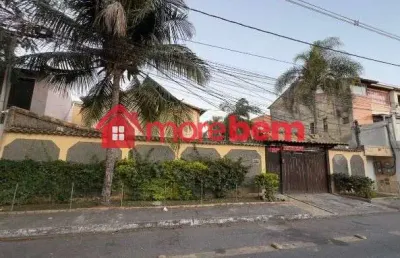 Casa em condomínio fechado com 2 quartos à venda na rua olinda, 100, palmeiras, cabo frio, 72 m2 por r$ 420.000