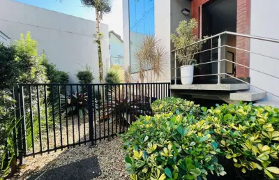 Casa em condomínio fechado com 3 quartos à venda no América, Joinville 