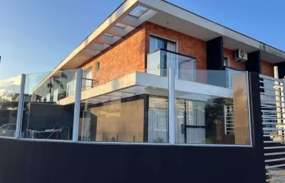 Sobrado de esquina mobiliado no bairro jardim sofia, joinville/sc