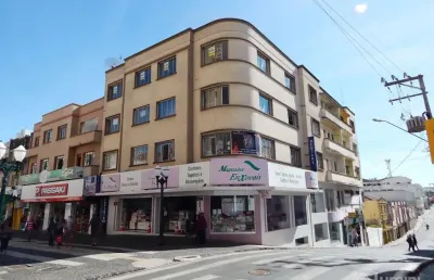 Ponto comercial para alugar na Calçadão, 248, Centro, Ponta Grossa