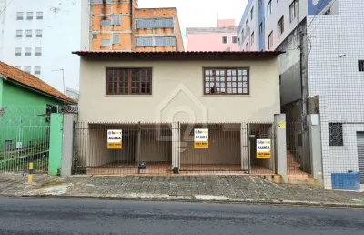 Casa com 4 quartos para alugar na Rua Visconde de Nacar, Centro, Ponta Grossa