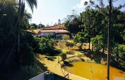 Chácara a venda em campo limpo paulista-sp, com lago e 4 suites- r$ 990.000,00