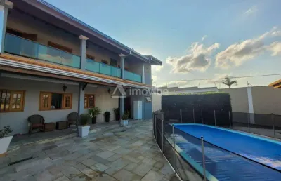 Chácara 4 suítes, piscina aquecida e quadra poliesportiva em americana/sp