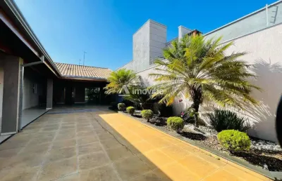 Casa 03 dormitórios com suíte, ampla área gourmet no bairro terramérica em americana/sp.