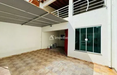 Sobrado a venda com 150m² de terreno e 193m² de terreno com 03 dormitórios sendo uma suíte no nova carioba em americana-sp