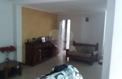 Casa com 3 quartos à venda na Leda Maria, Tucuruvi, São Paulo