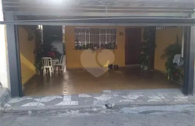 Casa com 3 quartos à venda na Bernardo Sabadini, Imirim, São Paulo