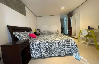 Casa com 4 quartos à venda na Caativa, Alto da Lapa, São Paulo
