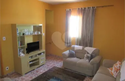 Casa com 4 quartos à venda na Mário Amorim, Horto, São Paulo
