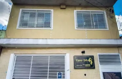 Casa com 3 quartos à venda na Rua Sebastião de Freitas, Vila Constança, São Paulo