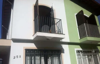 Casa com 3 quartos à venda na Rua Maria Lopes, Horto Florestal, São Paulo