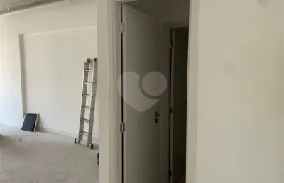 Sala comercial à venda na Avenida Anápolis, Alphaville, Barueri