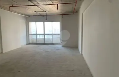 Sala comercial à venda na Avenida Anápolis, Alphaville, Barueri