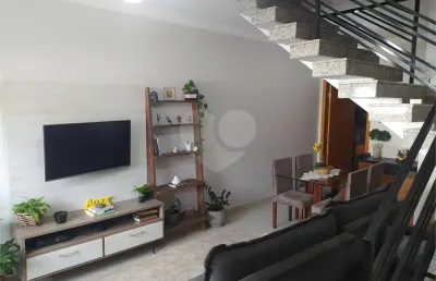 Casa em condomínio fechado com 3 quartos à venda na Rua Maria Lopes, Horto, São Paulo