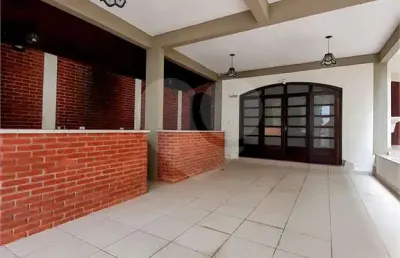 Casa com 3 quartos à venda na Avenida Senador José Ermírio de Moraes, Tremembé, São Paulo