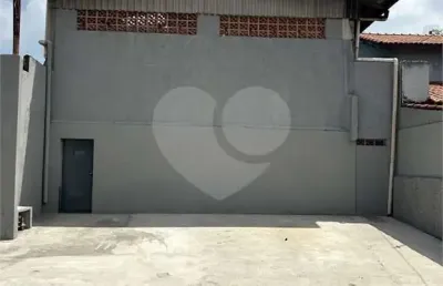 Barracão / Galpão / Depósito à venda na João Perestrello, Tremembé, São Paulo
