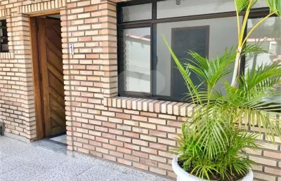 Casa em condomínio fechado com 2 quartos à venda na Rua Antônio Pereira de Sousa, Santana, São Paulo