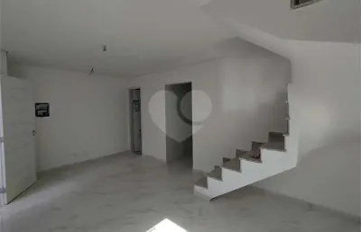 Condomínio com 2 quartos à venda em jardim santa inês - sp