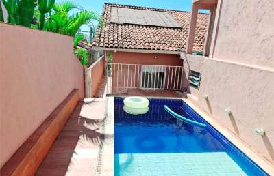 Casa com 3 quartos à venda na Rua Doutor Alcides Prestes, Água Fria, São Paulo