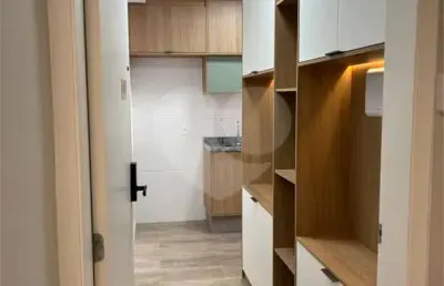 Kitnet / Stúdio à venda na Rua Jaguaribe, Higienópolis, São Paulo